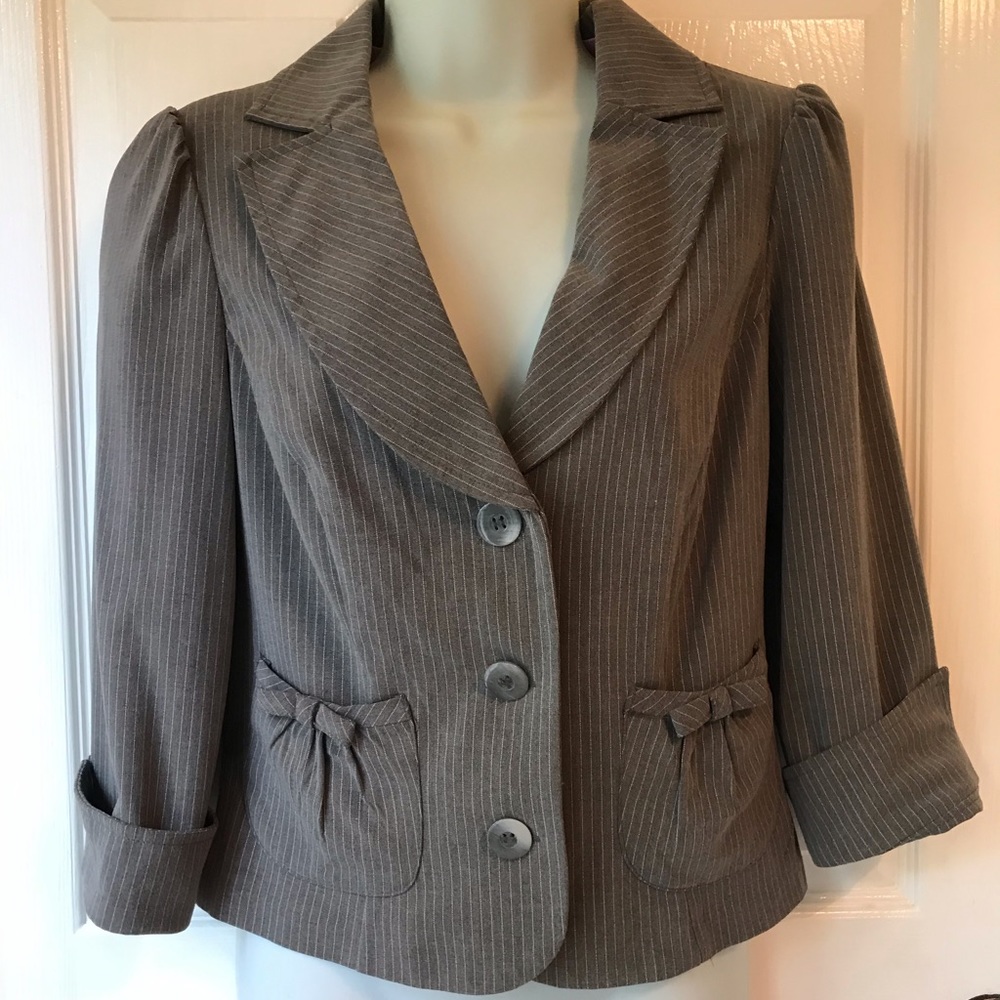 My Michelle Cute Pin Stripe Blazer Juniors 5/6